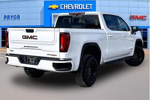 2023 GMC Sierra 1500 AT4X