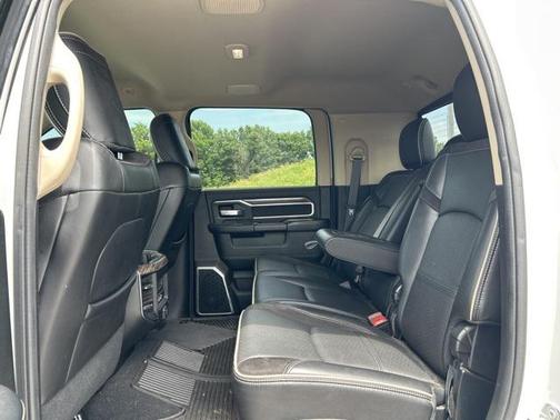 2020 RAM 2500 Laramie Mega Cab 4X4 6'4' Box