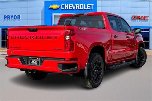 2024 Chevrolet Silverado 1500 Custom