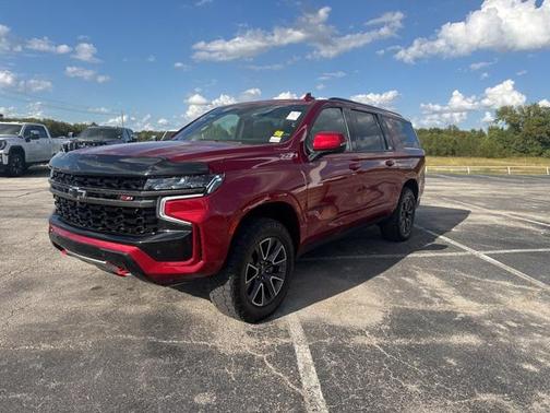 2022 Chevrolet Suburban 4WD Z71