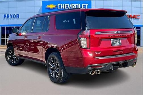 2022 Chevrolet Suburban 4WD Z71
