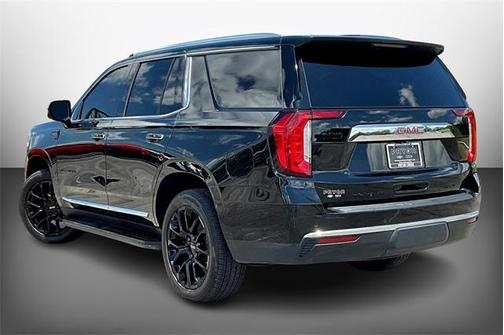 2022 GMC Yukon SLT