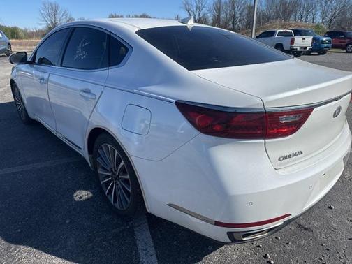 2017 Kia Cadenza Premium
