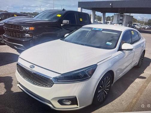 2017 Kia Cadenza Premium