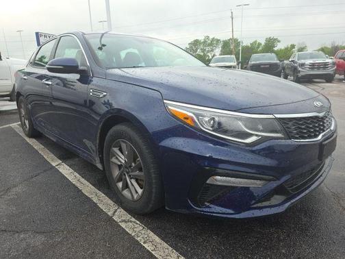 2020 Kia Optima LX