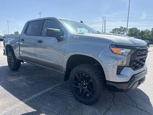 Sterling Gray Metallic 2026 Chevrolet Silverado 1500 Custom Trail Boss