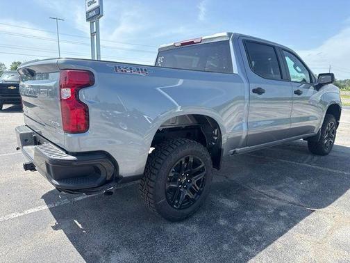 Sterling Gray Metallic 2026 Chevrolet Silverado 1500 Custom Trail Boss