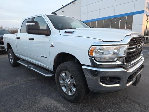 2024 RAM 2500 Big Horn Crew Cab 4x4 6'4' Box