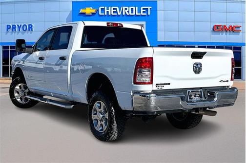 2024 RAM 2500 Big Horn Crew Cab 4x4 6'4' Box