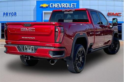 2025 GMC Sierra 3500 AT4