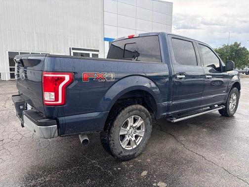 Blue 2016 Ford F-150 XLT