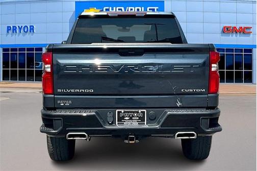 2022 Chevrolet Silverado 1500 Custom Trail Boss