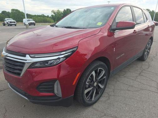 Radiant Red Tintcoat 2023 Chevrolet Equinox 1LT