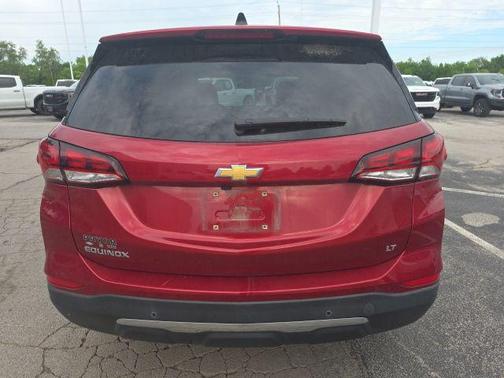 Radiant Red Tintcoat 2023 Chevrolet Equinox 1LT