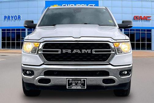 Bright White Clearcoat 2024 RAM 1500 Big Horn/Lone Star