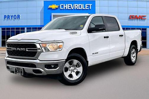 Bright White Clearcoat 2024 RAM 1500 Big Horn/Lone Star