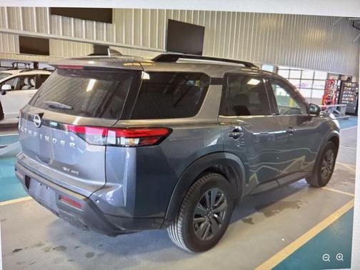 2024 Nissan Pathfinder SV 4WD
