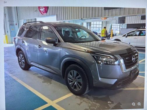 2024 Nissan Pathfinder SV 4WD