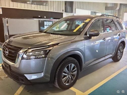 2024 Nissan Pathfinder SV 4WD