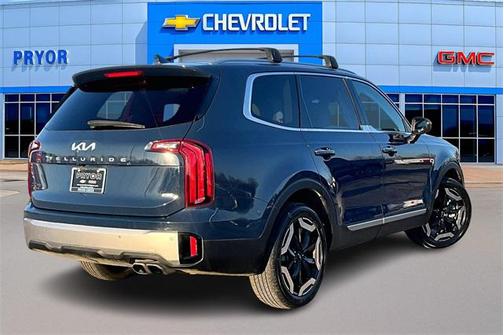 2023 Kia Telluride S