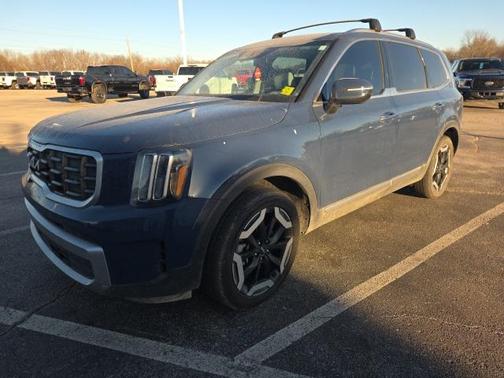 2023 Kia Telluride S