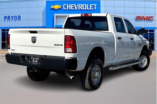 2017 RAM 2500 Tradesman Crew Cab 4x4 6'4' Box