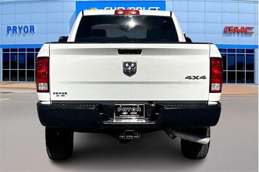 2017 RAM 2500 Tradesman Crew Cab 4x4 6'4' Box