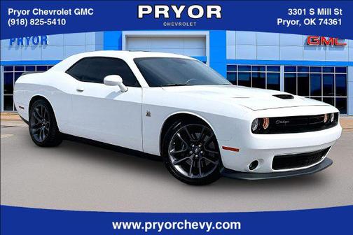White Knuckle Clearcoat 2023 Dodge Challenger R/T Scat Pack