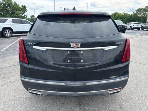 Stellar Black Metallic 2022 Cadillac XT5 Premium Luxury