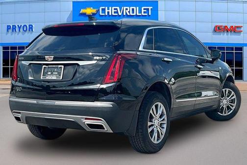 Stellar Black Metallic 2022 Cadillac XT5 Premium Luxury