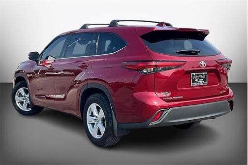 2021 Toyota Highlander LE