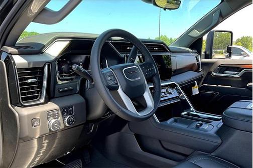 2025 GMC Sierra 2500 Denali