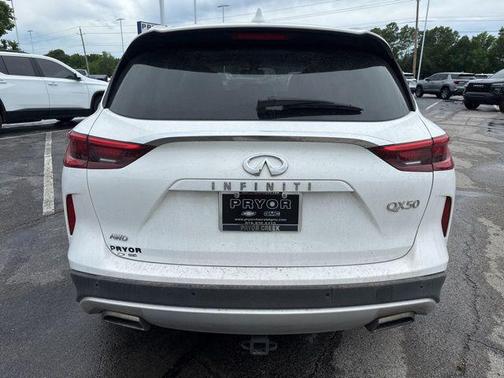 Lunar White 2021 INFINITI QX50 LUXE AWD