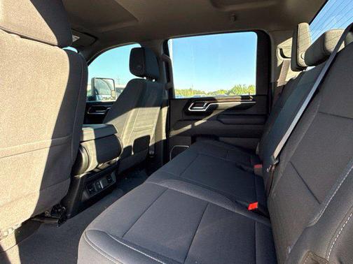 Summit White 2025 Chevrolet Silverado 2500 LT