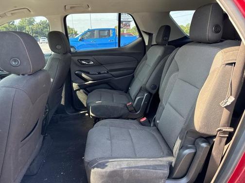 2018 Chevrolet Traverse LT Cloth