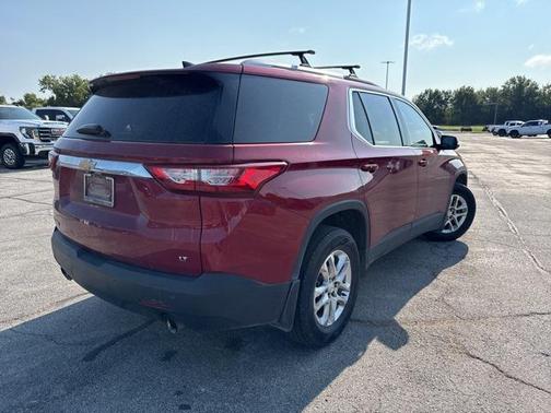 2018 Chevrolet Traverse LT Cloth