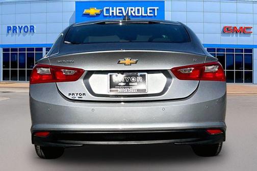 Sterling Gray Metallic 2025 Chevrolet Malibu FWD 1LT