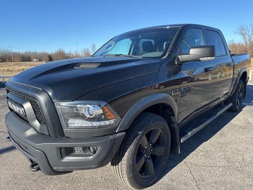 2019 RAM 1500 SLT