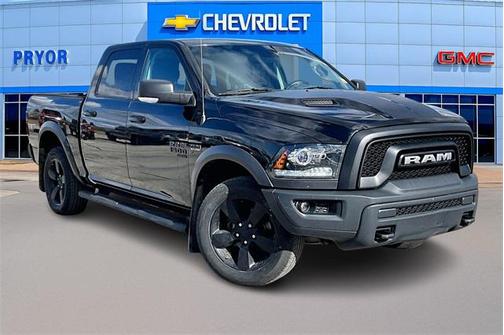 2019 RAM 1500 SLT
