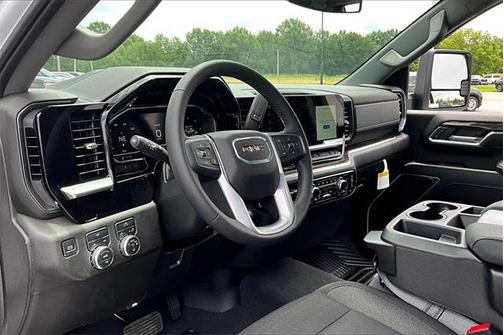 2025 GMC Sierra 2500 SLE