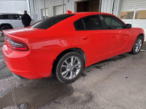 Go Mango 2023 Dodge Charger SXT
