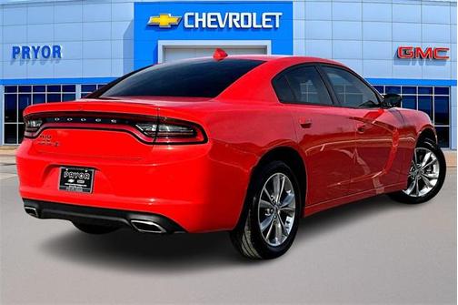 Go Mango 2023 Dodge Charger SXT