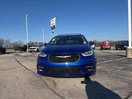 2021 Chrysler Pacifica Touring L