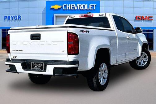 Summit White 2022 Chevrolet Colorado LT