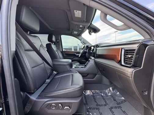 Onyx Black 2024 GMC Sierra 2500 Denali