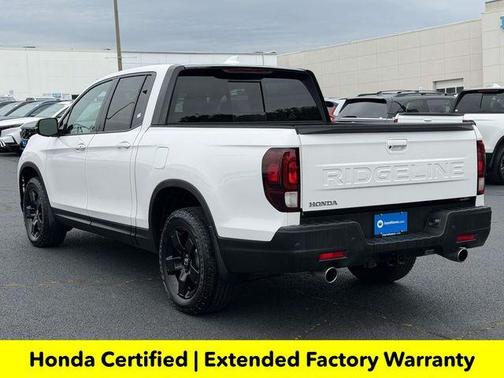 Platinum White 2025 Honda Ridgeline Black Edition