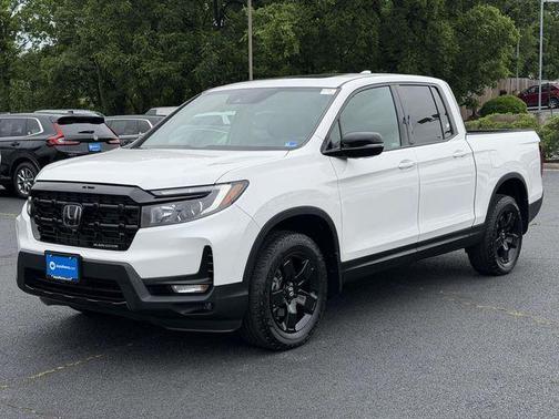 Platinum White 2025 Honda Ridgeline Black Edition