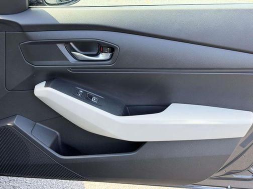 Meteorite Gray Metallic 2025 Honda Accord LX