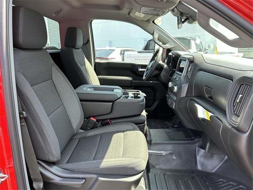 2025 GMC Sierra 2500 Pro