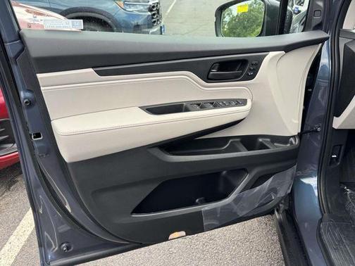 B 588PX 2026 Honda Odyssey EX-L